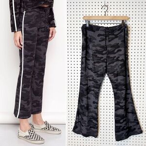 Sundry | NWT Camo Flare Pant w/ Trim-Charcoal Sz. 4